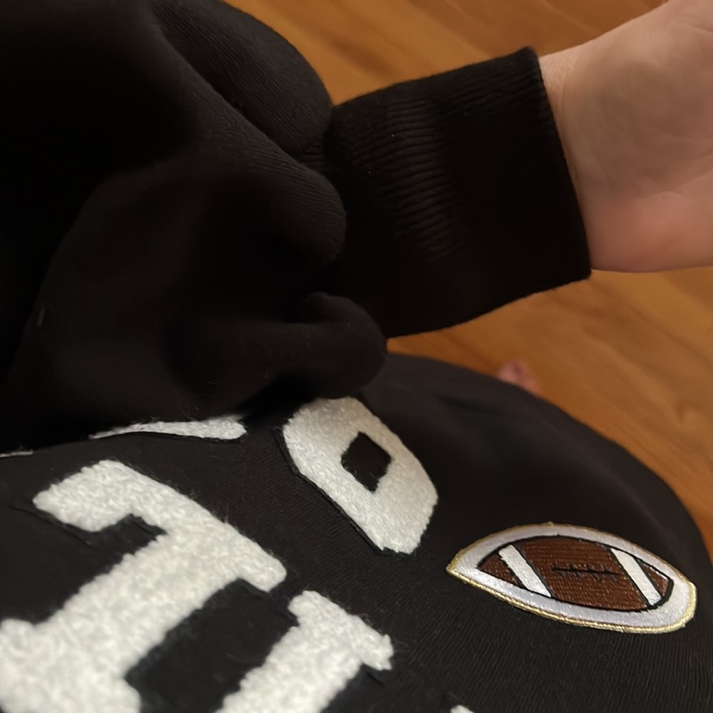 Judith March CLASSY UNTIL KICKOFF HELMET PULLOVER black large - Picture 6 of 16